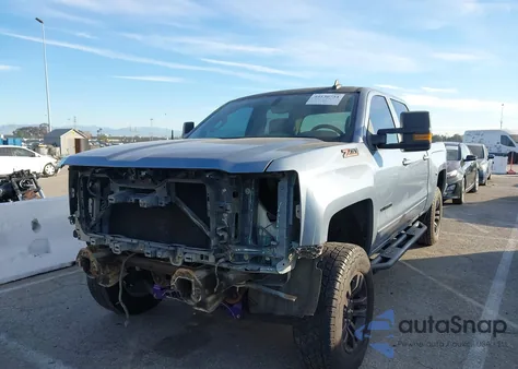 2015 Chevrolet Silverado 1500 2Lt from USA, damaged, VIN 3GCPCREC7FG332230